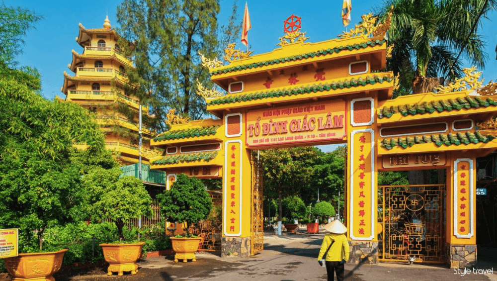 Giac Lam Pagoda