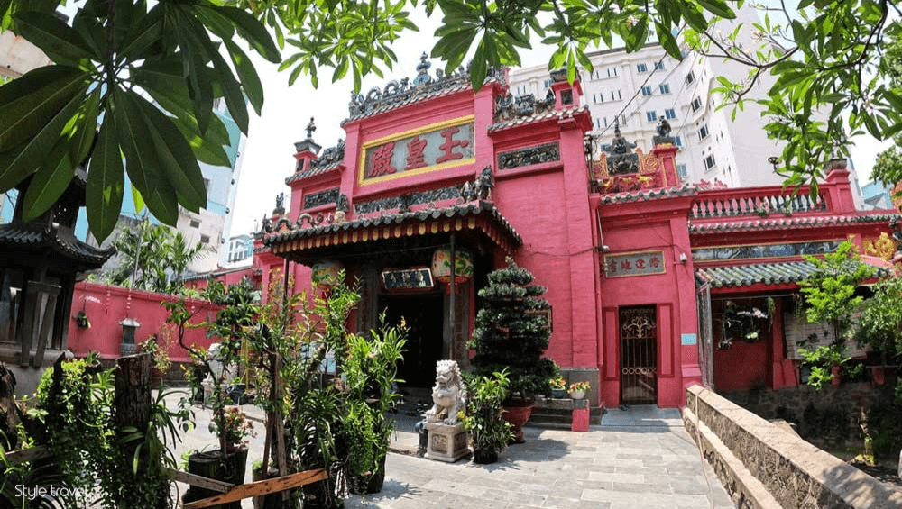 Ngoc Hoang Pagoda