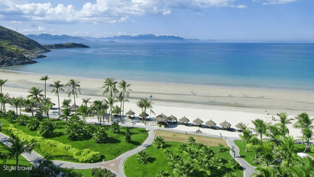 Nhat Le Beach