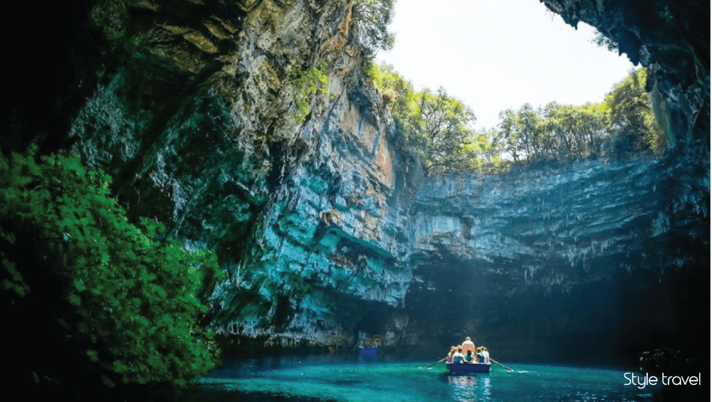 Phong Nha Cave
