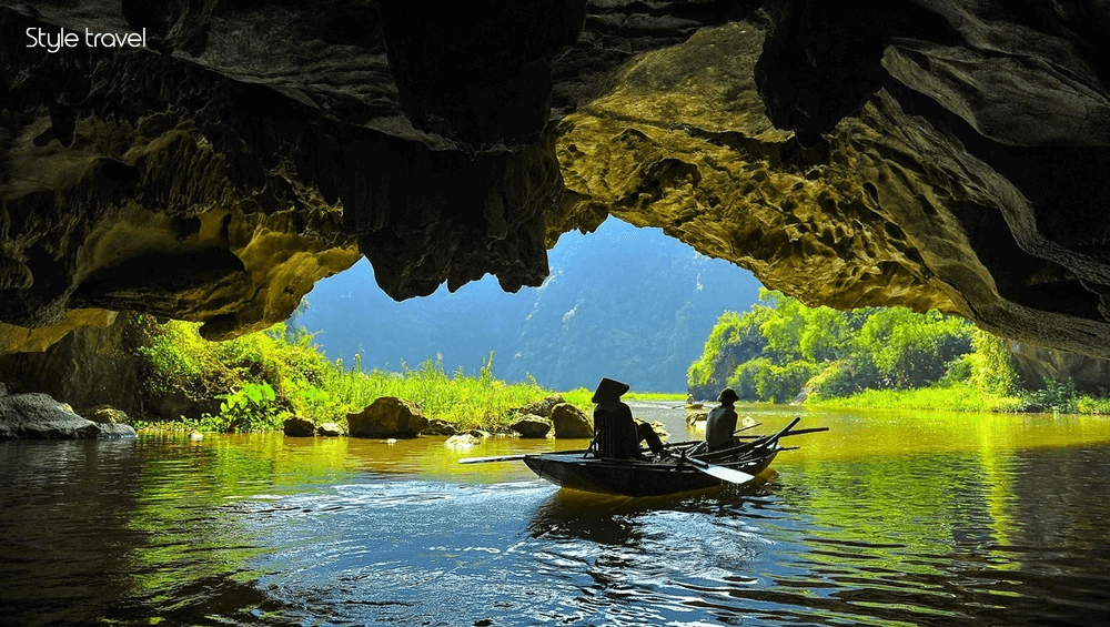 Tam Coc - Three Caves